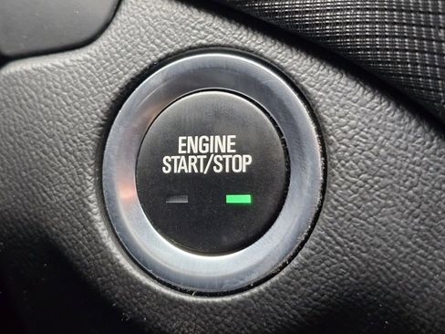 Used 2022 Chevrolet Equinox RS w/ RS Leather Package AWD/4WD image 10