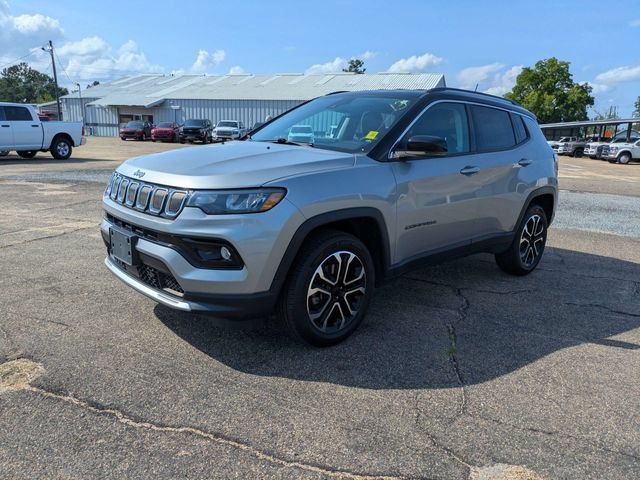 Used 2022 Jeep Compass Limited AWD/4WD image 8