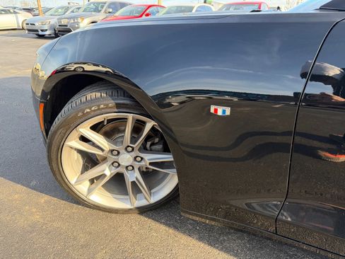 Used 2021 Chevrolet Camaro LT w/ RS Package RWD image 37