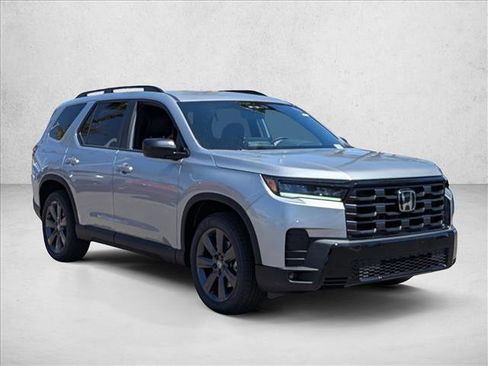New 2026 Honda Pilot Sport image 7