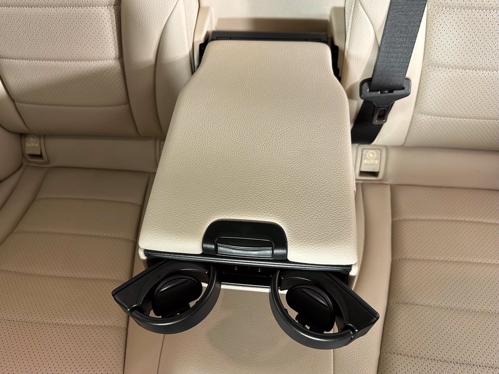 Used 2019 Mercedes-Benz C 300 Sedan image 28