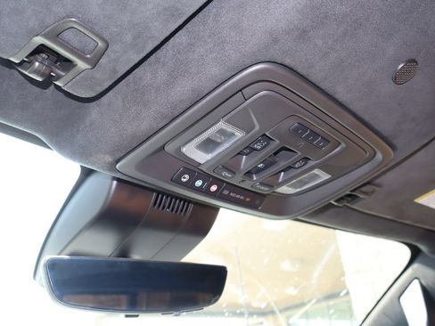 Used 2024 GMC Sierra 2500 Denali Ultimate AWD/4WD image 28