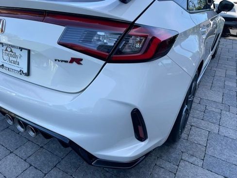 Used 2025 Honda Civic Type R image 29