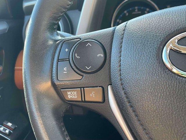 Used 2016 Toyota RAV4 Limited w/ Advanced Technology Package AWD/4WD image 23