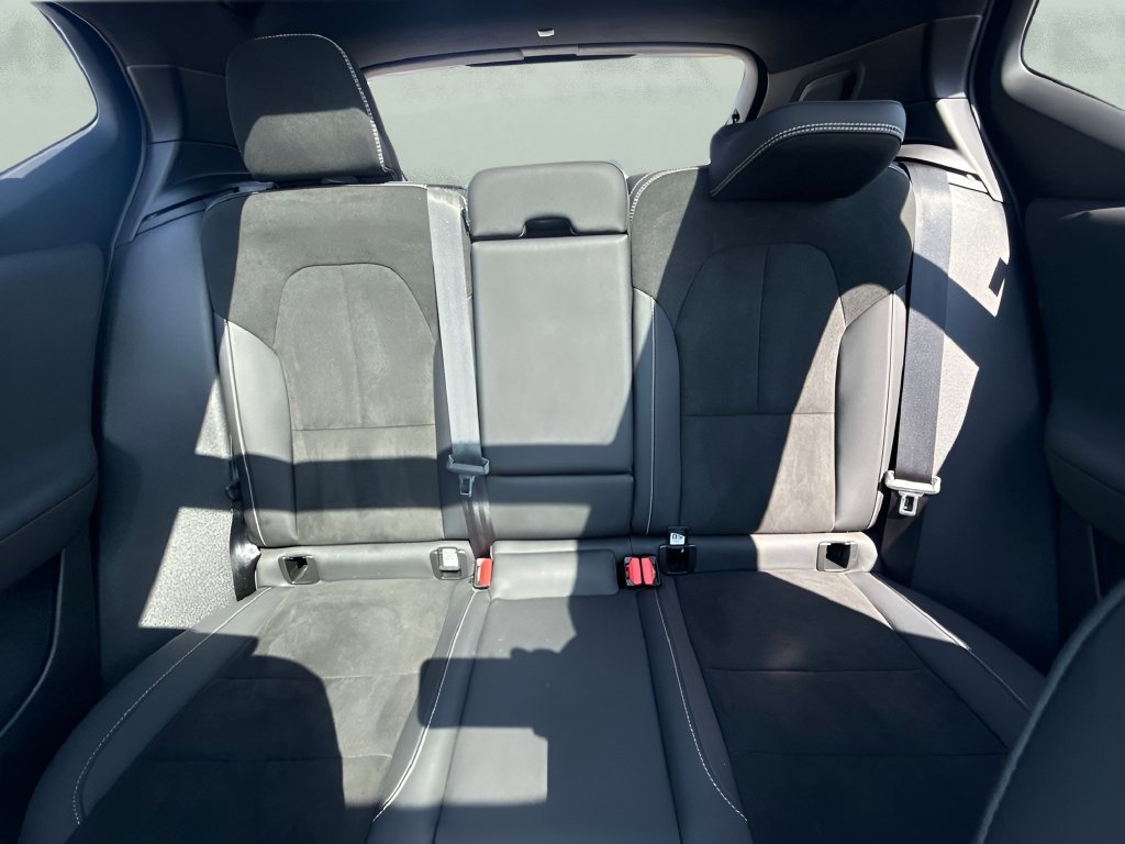 Used 2023 Volvo XC40 Recharge Plus AWD/4WD image 11