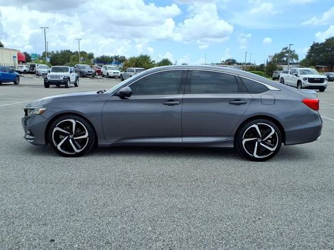Used 2018 Honda Accord Sport image 4