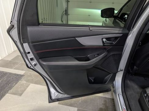 Used 2022 Acura MDX A-Spec AWD/4WD image 9