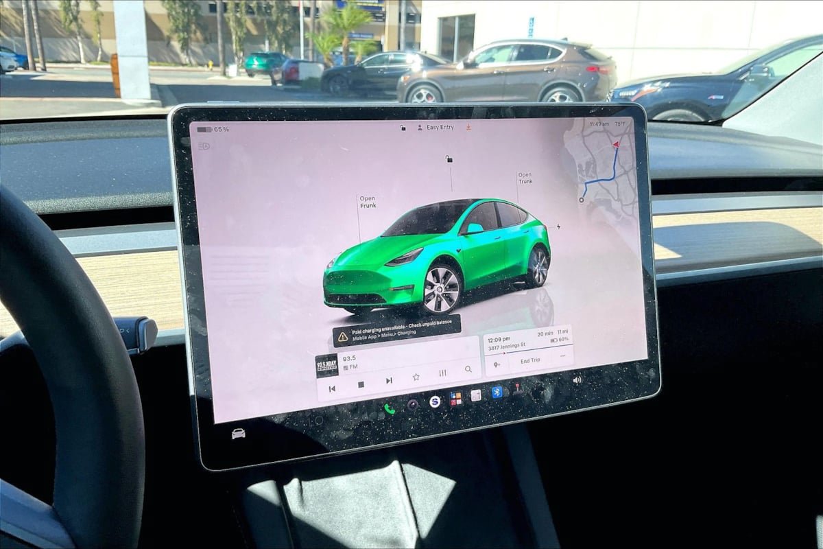Used 2022 Tesla Model Y Long Range AWD/4WD image 7