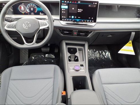 New 2026 Volkswagen Tiguan SE image 15