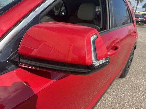 Used 2023 Kia Niro EX Touring image 9