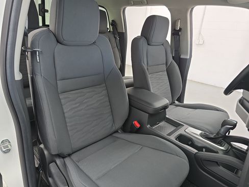 New 2026 Nissan Frontier S AWD/4WD image 10