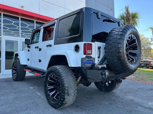 Used 2017 Jeep Wrangler Unlimited Sahara w/ Dual Top Group image 6