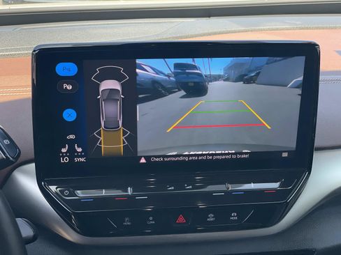Certified 2023 Volkswagen ID.4 Pro RWD image 16