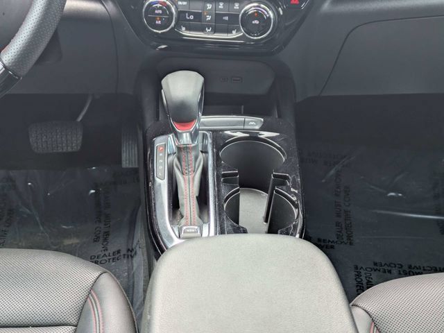 Used 2025 Chevrolet Trax RS w/ Driver Confidence Package FWD image 19