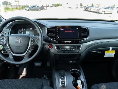 Used 2023 Honda Ridgeline Sport image 14