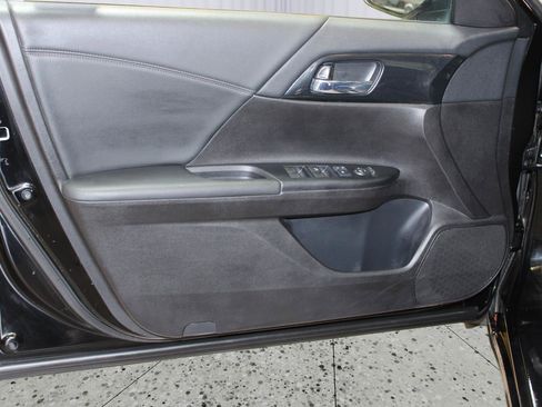 Used 2015 Honda Accord Sport image 49