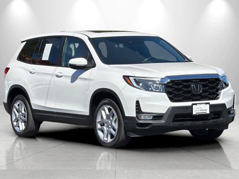 Used 2024 Honda Passport EX-L image 9