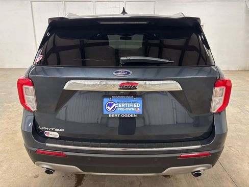 Used 2022 Ford Explorer Limited w/ Equipment Group 301A image 7