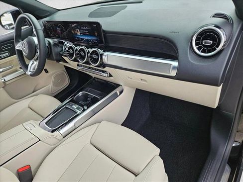 Used 2026 Mercedes-Benz GLB 250 image 20