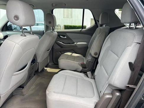 Certified 2020 Chevrolet Traverse LT FWD image 16