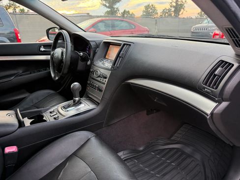 Used 2011 INFINITI G25 x w/ Moonroof Pkg AWD/4WD image 11