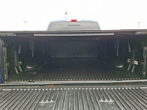 Used 2019 Ford F250 Lariat w/ Chrome Package image 30