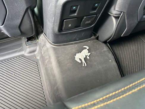 Used 2022 Ford Bronco Badlands image 60