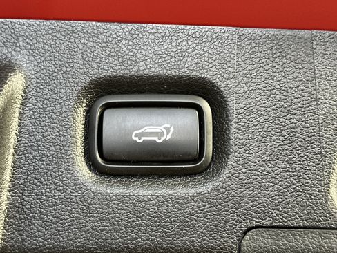 Used 2023 Hyundai Santa Fe SEL image 15