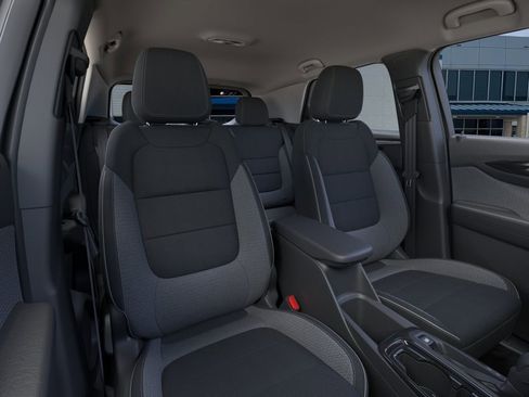 New 2026 Chevrolet TrailBlazer LT w/ Driver Confidence Package FWD image 16