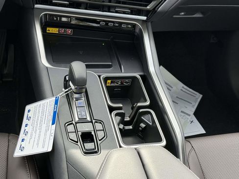 Used 2026 Lexus TX 350 AWD image 15