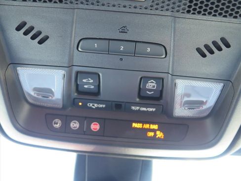 Used 2025 Cadillac XT5 Premium Luxury image 20