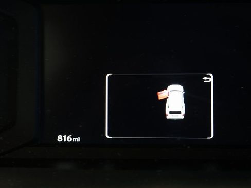 Used 2025 Toyota 4Runner SR5 RWD image 17