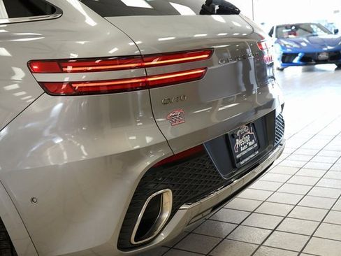 Used 2022 Genesis GV70 2.5T w/ Advanced Package image 15