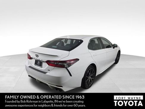 Used 2024 Toyota Camry SE w/ Protection Package (Q2) (TMS) image 7