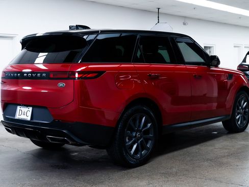 Used 2023 Land Rover Range Rover Sport SE image 6