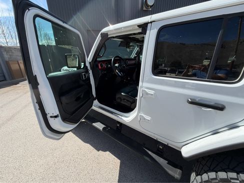 Used 2021 Jeep Wrangler Unlimited Rubicon image 22