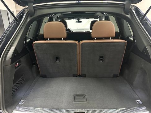 Used 2017 Audi Q7 3.0T Prestige AWD/4WD image 41