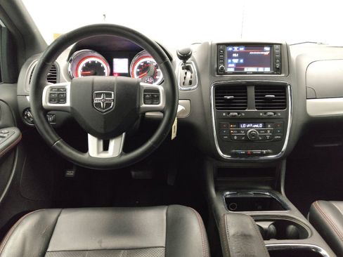Used 2017 Dodge Grand Caravan GT w/ Mopar Premium Addition Group FWD image 22