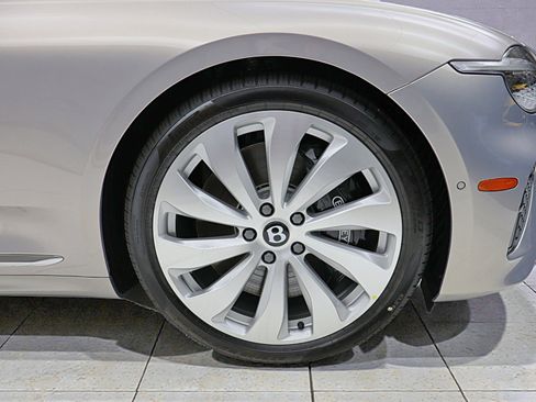 New 2026 Bentley Continental GTC AWD/4WD image 55