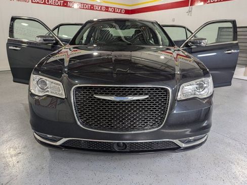 Used 2017 Chrysler 300 C w/ Safetytec Plus Group image 10