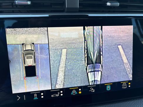 Certified 2023 GMC Sierra 1500 Denali image 33