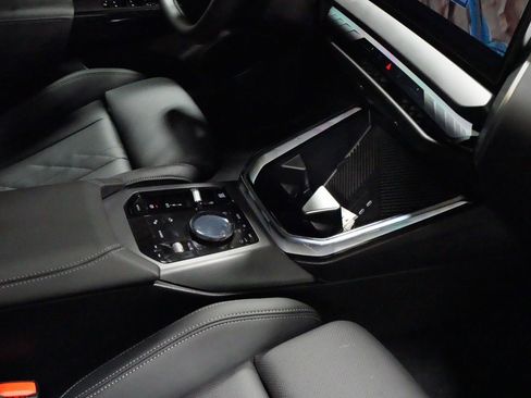 Used 2026 BMW X3 xDrive30 w/ Premium Package image 5