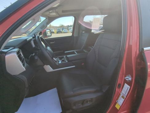 Used 2024 Toyota Tundra Limited image 11