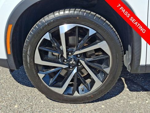 Used 2024 Mitsubishi Outlander SE FWD image 8