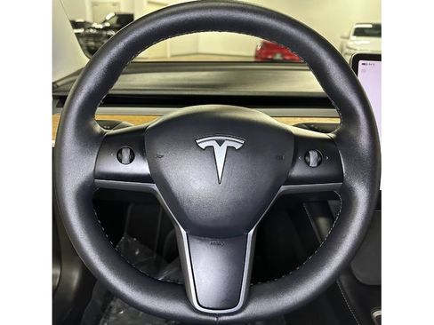 Used 2022 Tesla Model 3 Long Range AWD/4WD image 25