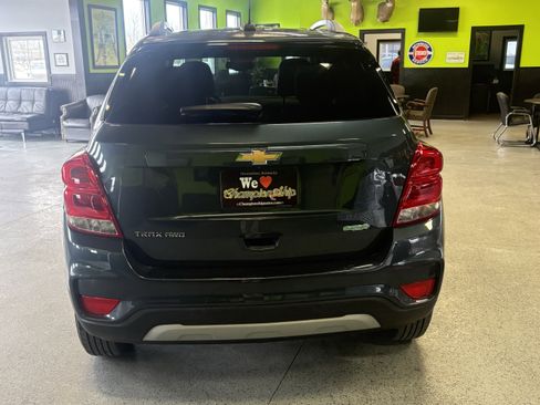 Used 2022 Chevrolet Trax LT image 14
