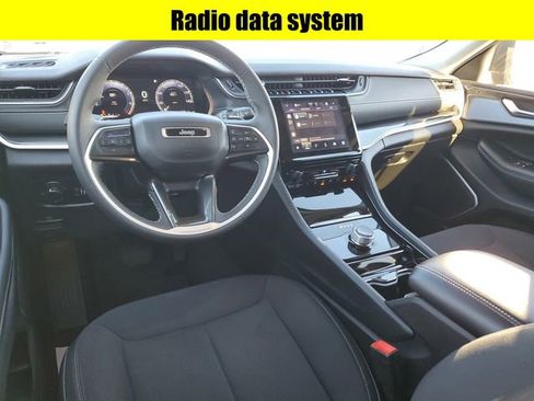 Used 2022 Jeep Grand Cherokee L Laredo w/ Luxury Tech Group I image 9