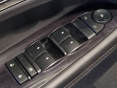 Used 2017 Buick Enclave Leather image 27