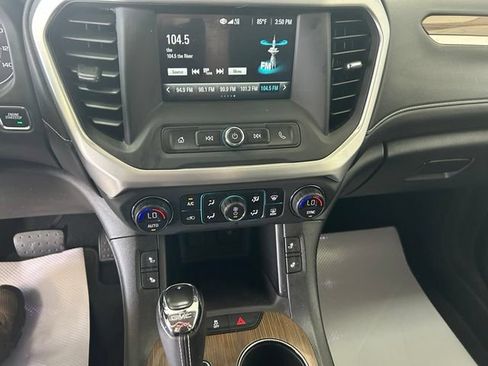 Used 2019 GMC Acadia SLE FWD image 20