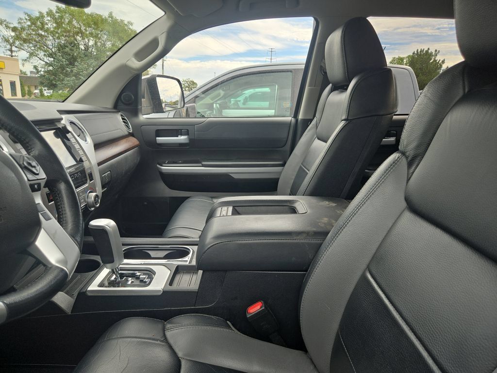Used 2021 Toyota Tundra Limited w/ Limited Premium Package AWD/4WD image 10